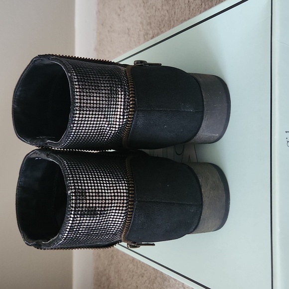 MIA Studded Ankle Boots Black Brandi - Picture 3 of 4